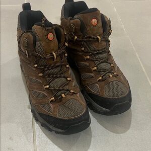 Merrell Men's Brown and Black Hiking Shoes